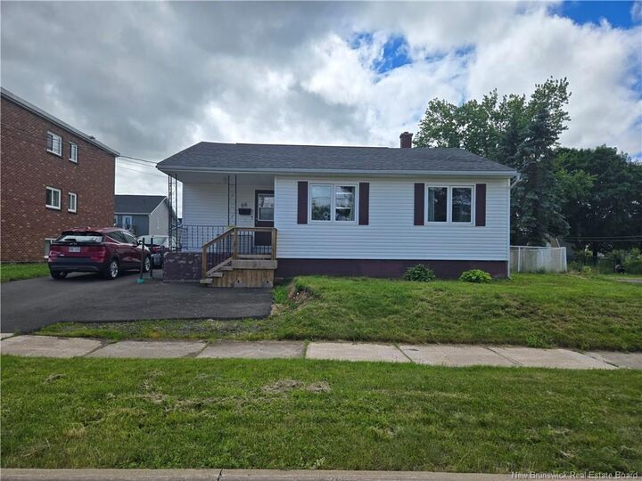Property Photo:  68 Katherine Avenue  NB E1C 7M6 