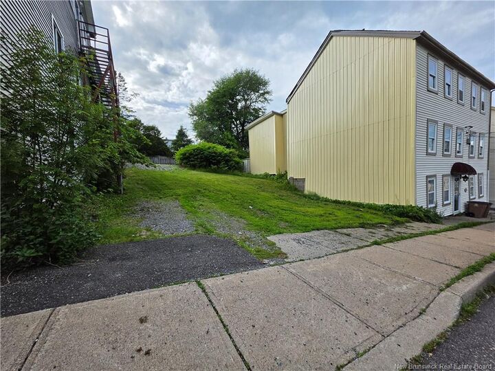 Property Photo:  143 Guilford Street  NB E2M 1V5 
