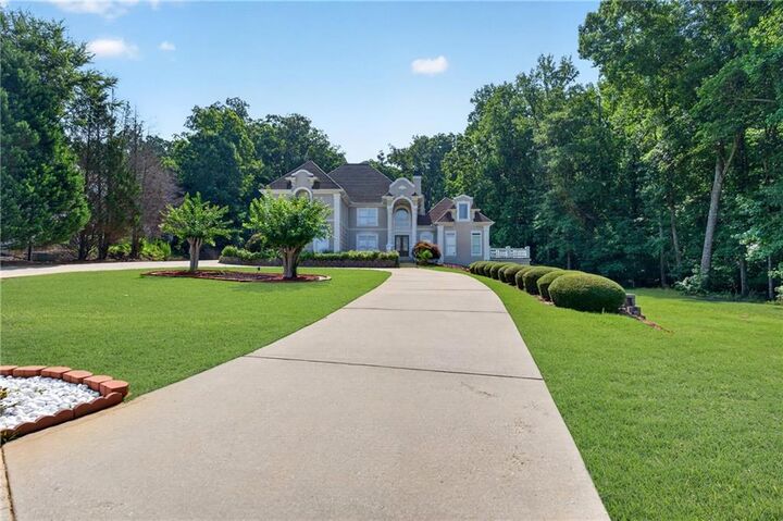 Property Photo: 6143 Belair Lake Road GA 30038