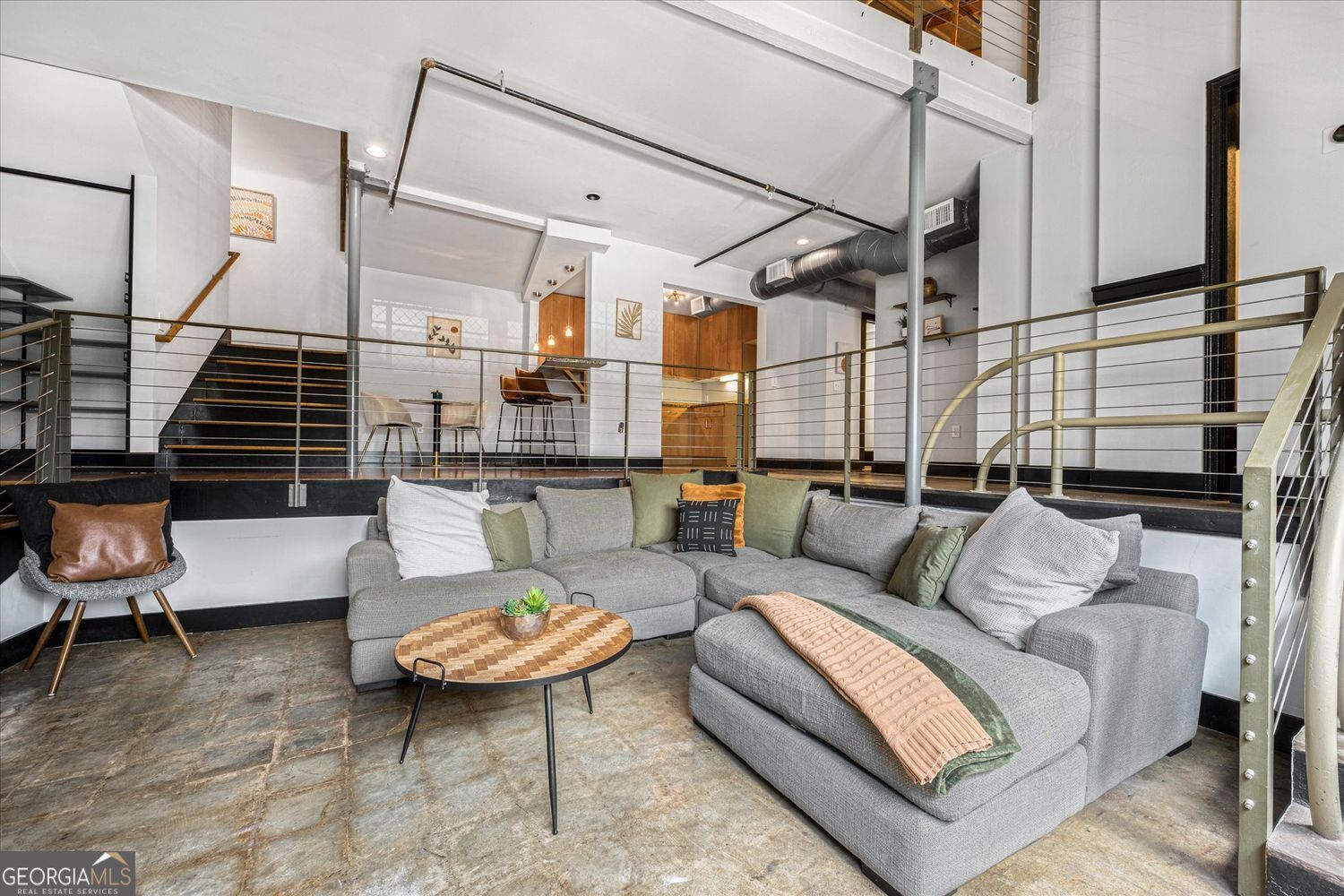 Property Photo:  600 College Street 112  GA 30354 