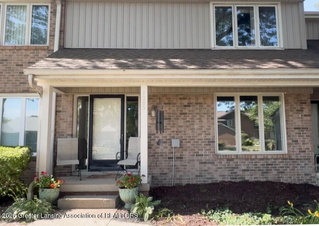 Property Photo:  1285 N Chartwell Carriage Way  MI 48823 