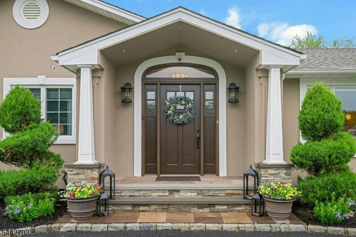 Property Photo:  13 Merlin Pl  NJ 07058 