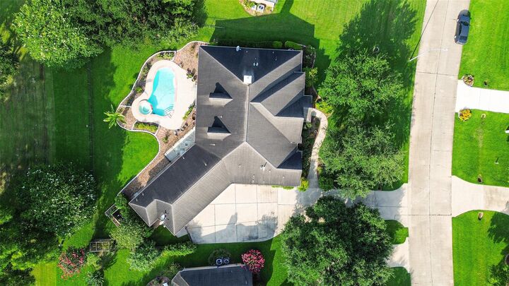 Property Photo: 5219 Waterbeck Street TX 77441