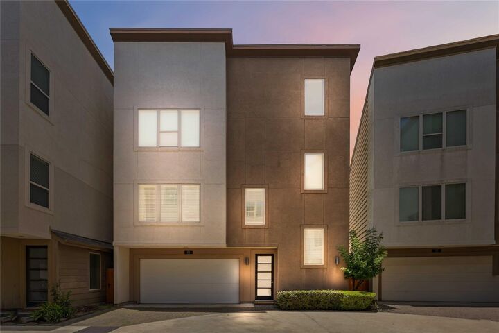 Property Photo: 1529 Malone Street TX 77007