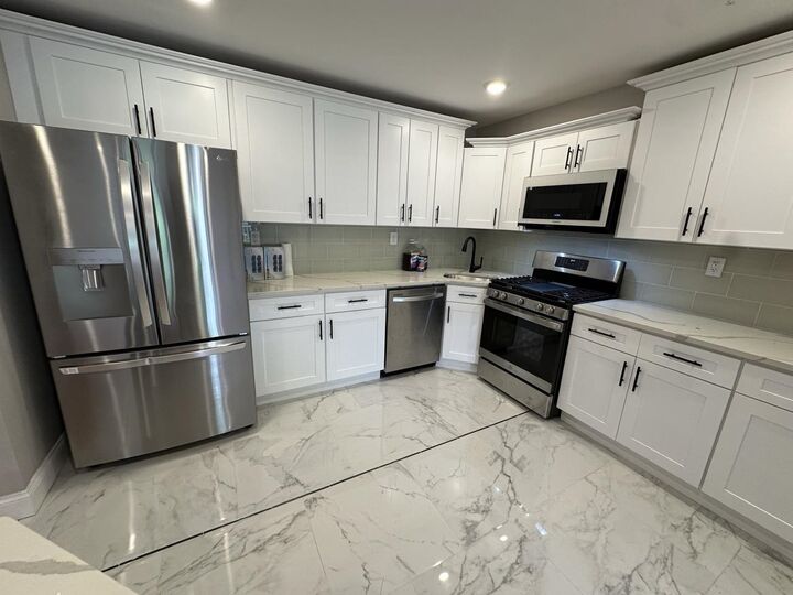 Property Photo:  4103 Palisade Ave 2  NJ 07087 