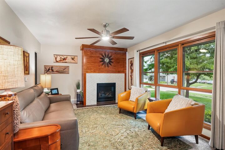 Property Photo:  805 N J Street  IA 50125 