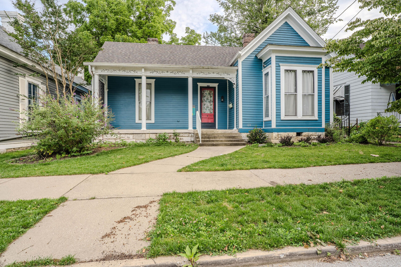 Property Photo:  123 E Campbell Street  KY 40601 