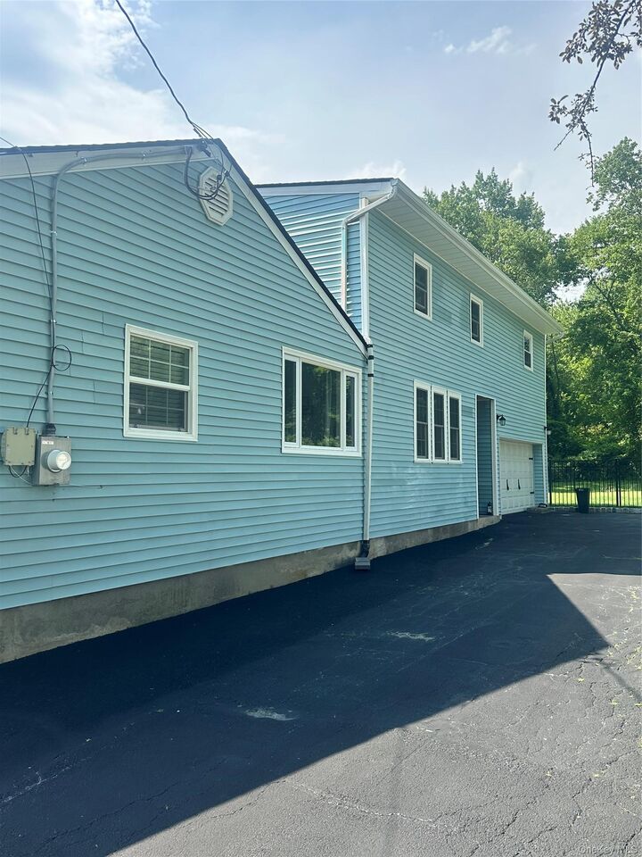 Property Photo: 754 Locksley Road NY 10598