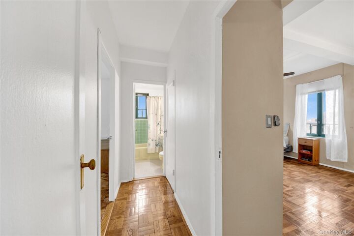Property Photo: 14 Metropolitan Oval 8G NY 10462