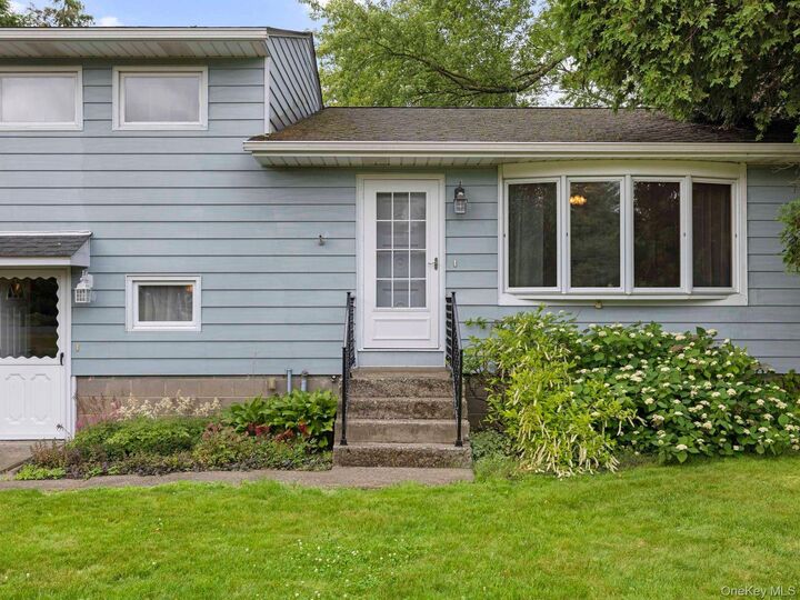 Property Photo:  240 Route 199  NY 12571 