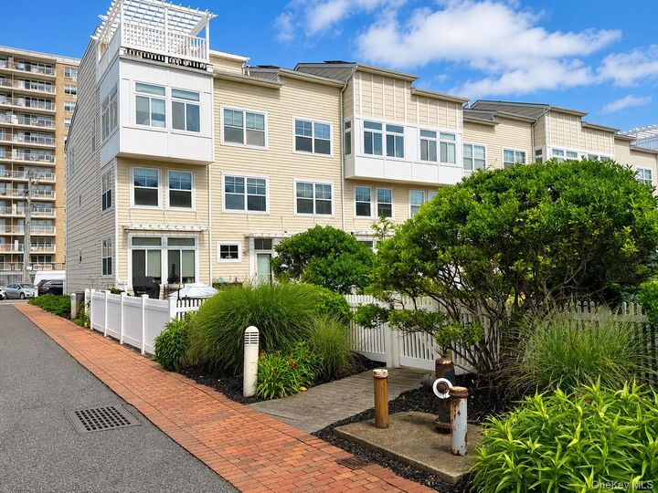 Property Photo:  138 Beach 74th Street  NY 11692 