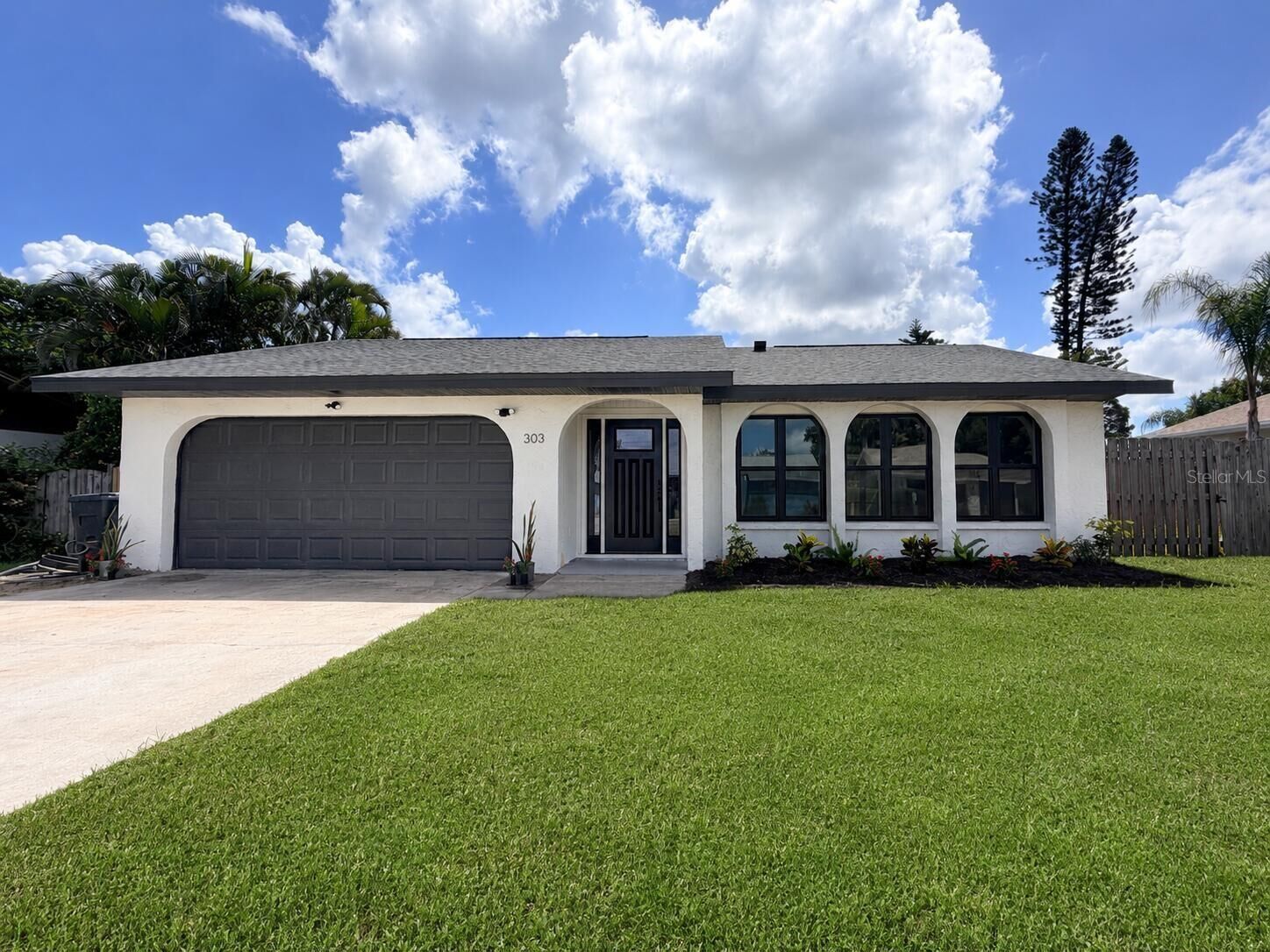Property Photo:  303 70th Street NW  FL 34209 