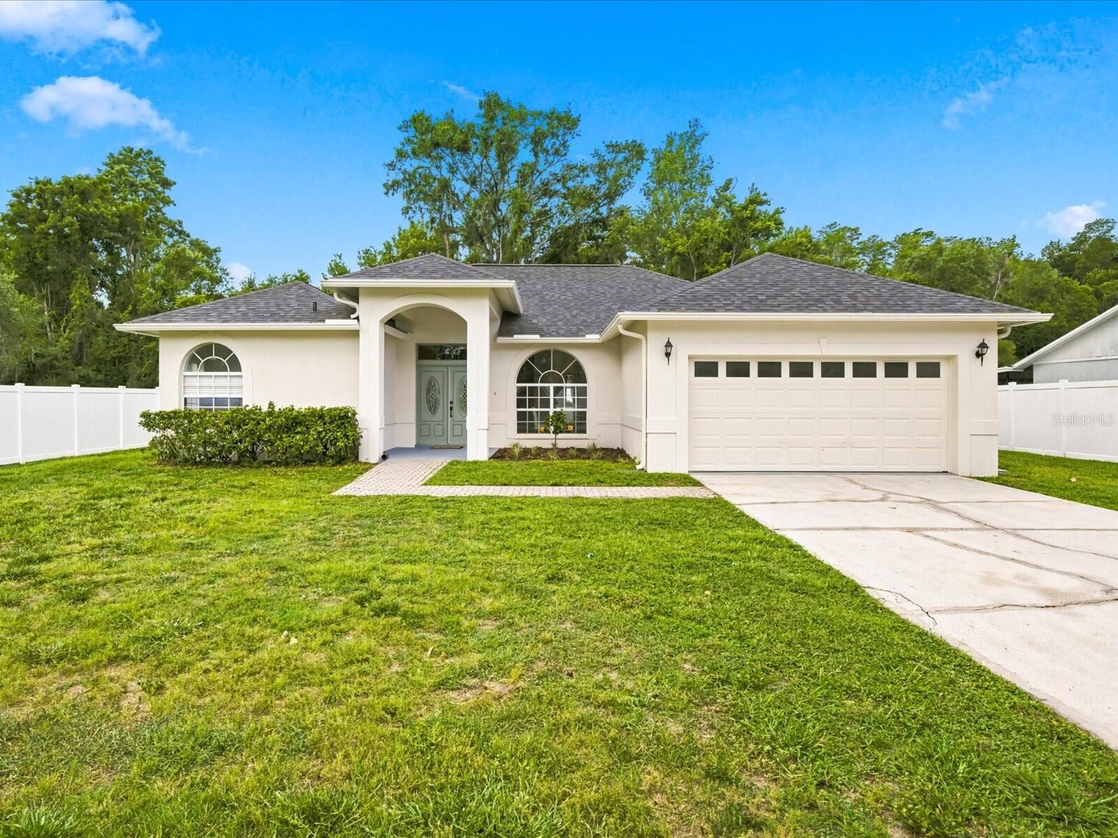 Property Photo:  4617 Debbie Lane  FL 33559 