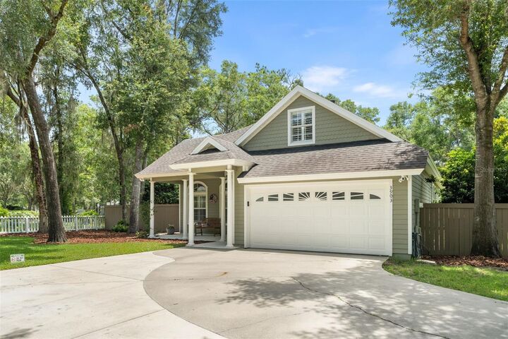 Property Photo: 3903 SW 97th Street FL 32608