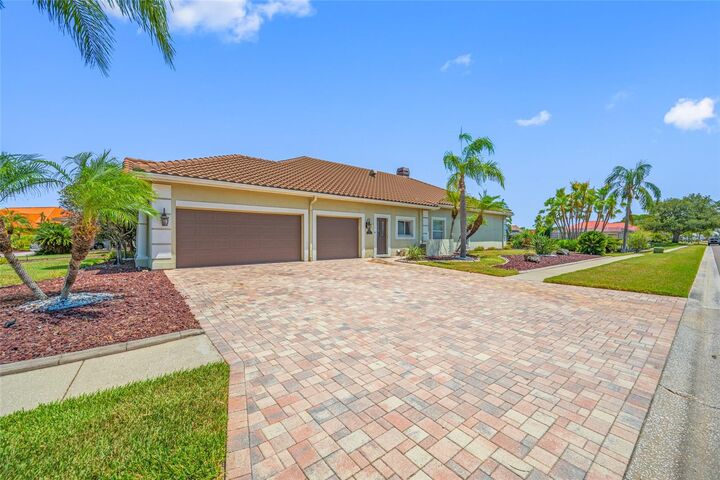 Property Photo:  9801 Compass Point Way  FL 33615 