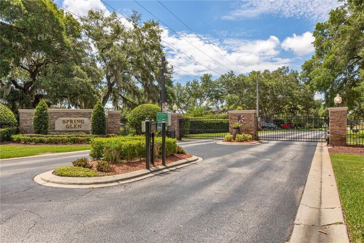 Property Photo:  139 Spring Glen Drive  FL 32713 