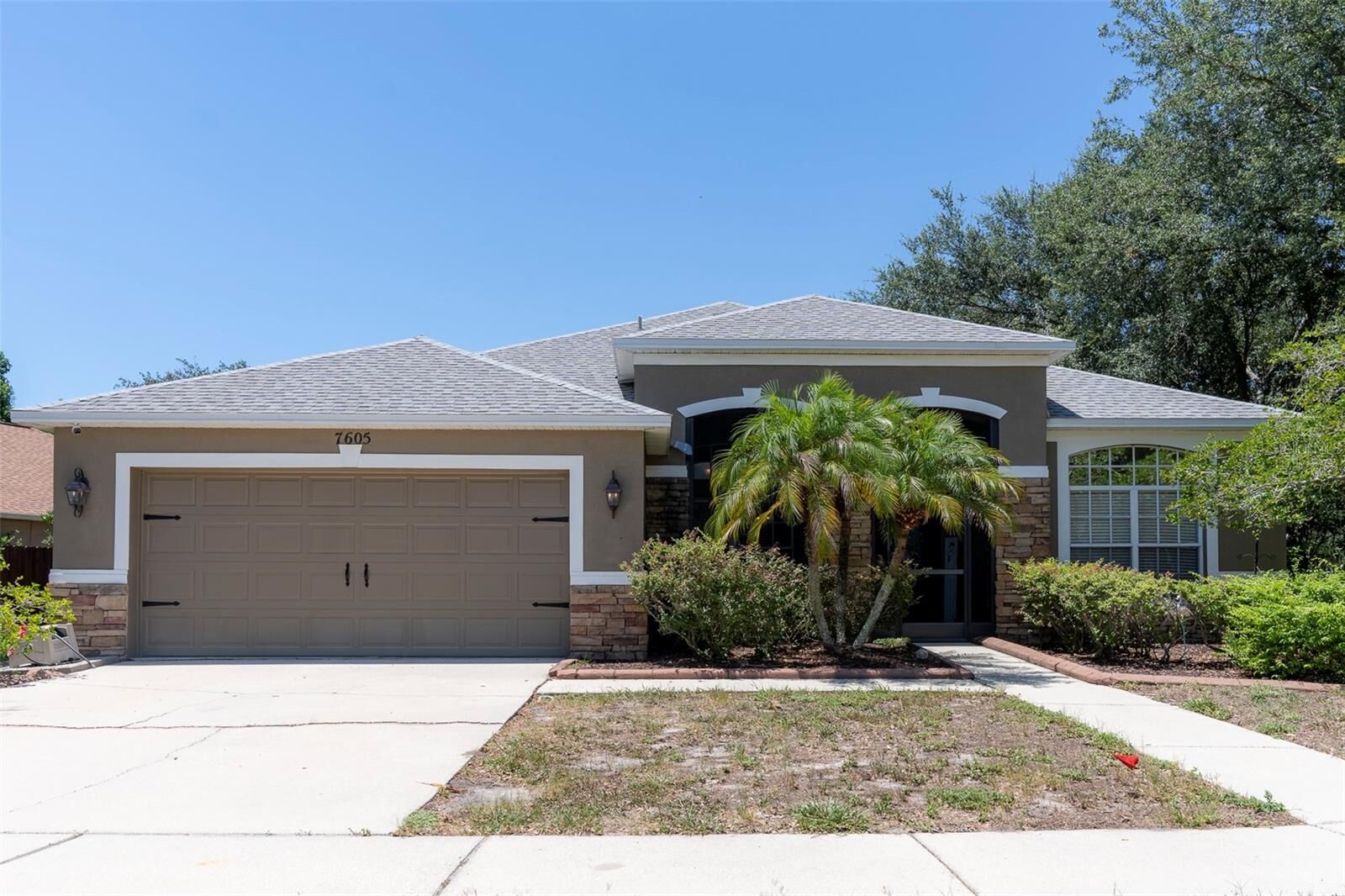Property Photo: 7605 Nottinghill Sky Drive FL 33572
