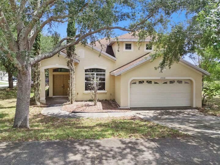 Property Photo: 13048 Baybrook Lane FL 34711