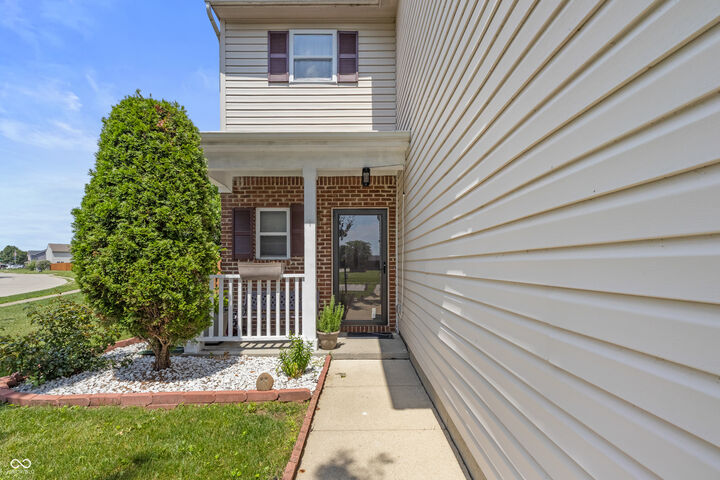Property Photo:  3087 Rolling Knoll Lane  IN 47201 