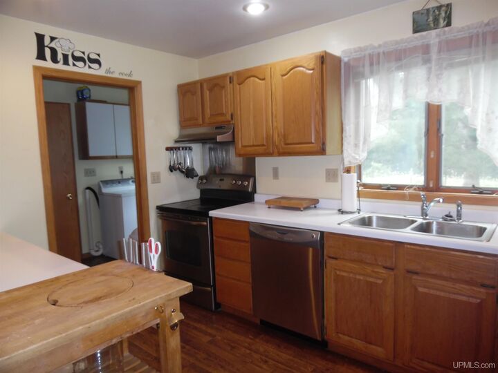 Property Photo:  15929 Saint Collins Road  MI 49912 