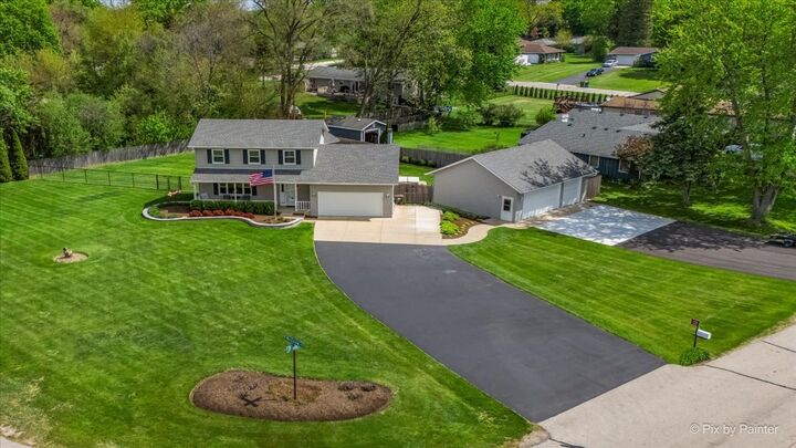 Property Photo:  37W150 Olwin Drive  IL 60124 