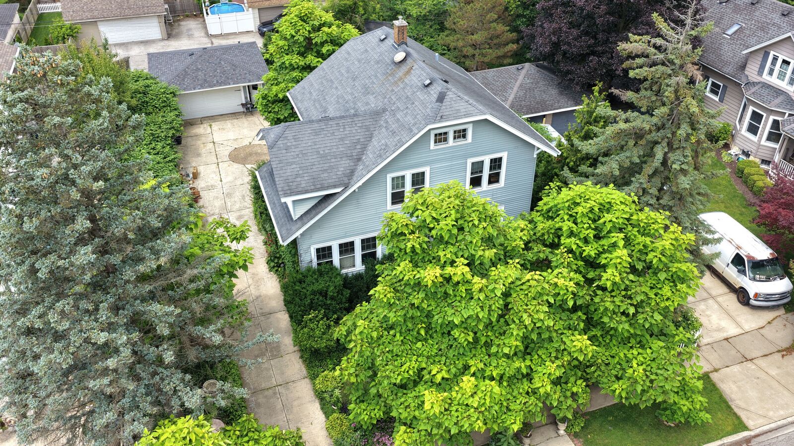 Property Photo:  138 Hickory Street  IL 60423 