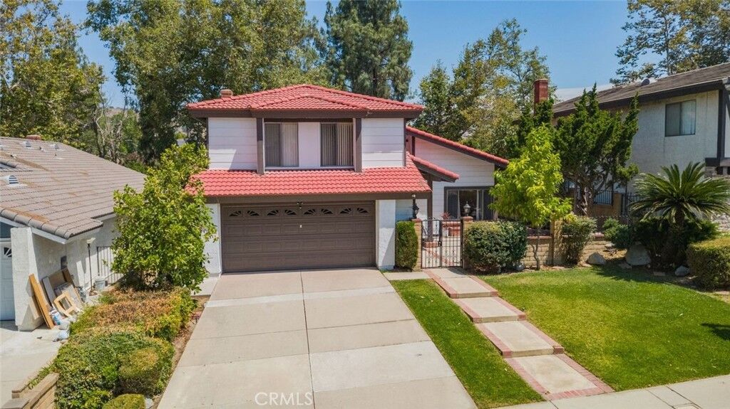 Property Photo:  3 Old Wood  CA 91766 