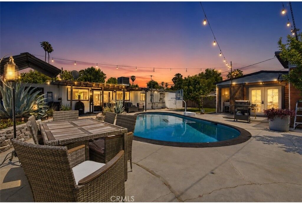 Property Photo: 7959 Bothwell CA 91335