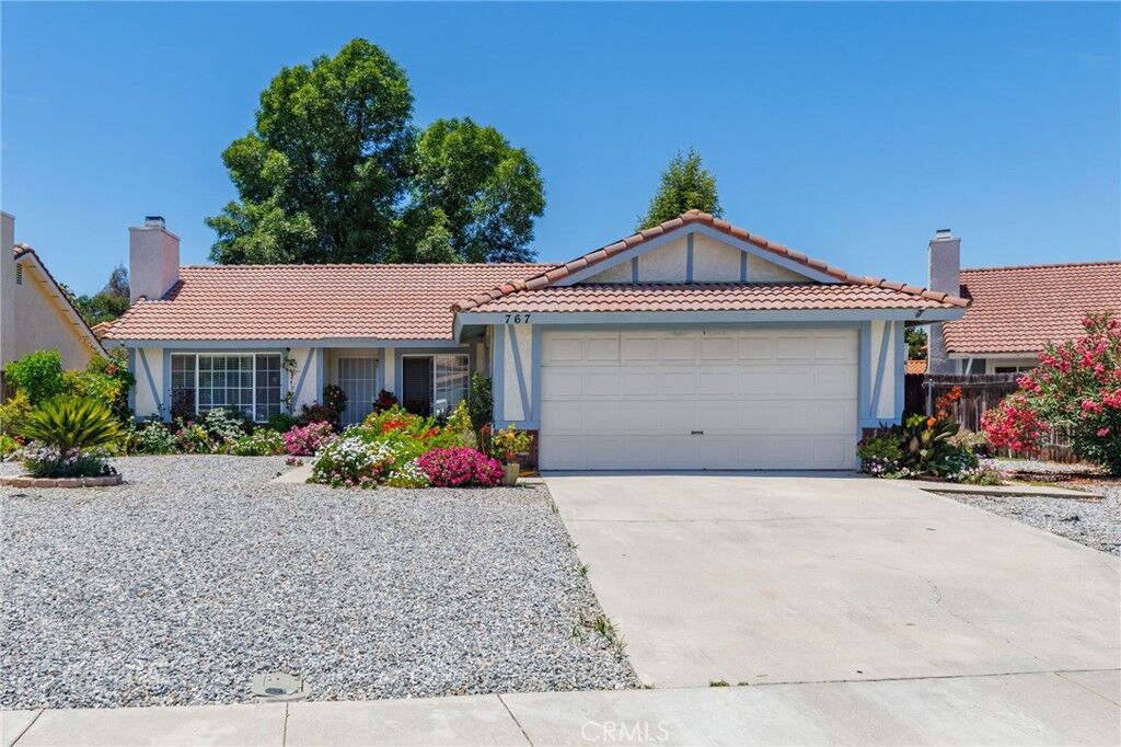Property Photo:  767 Traci  CA 92543 