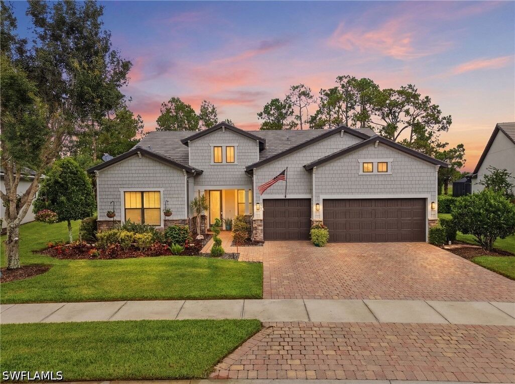 Property Photo: 8961 Bahama Swallow Way FL 34120