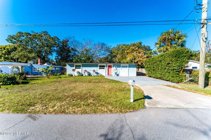 Property Photo:  10330 Agave Road  FL 32246 