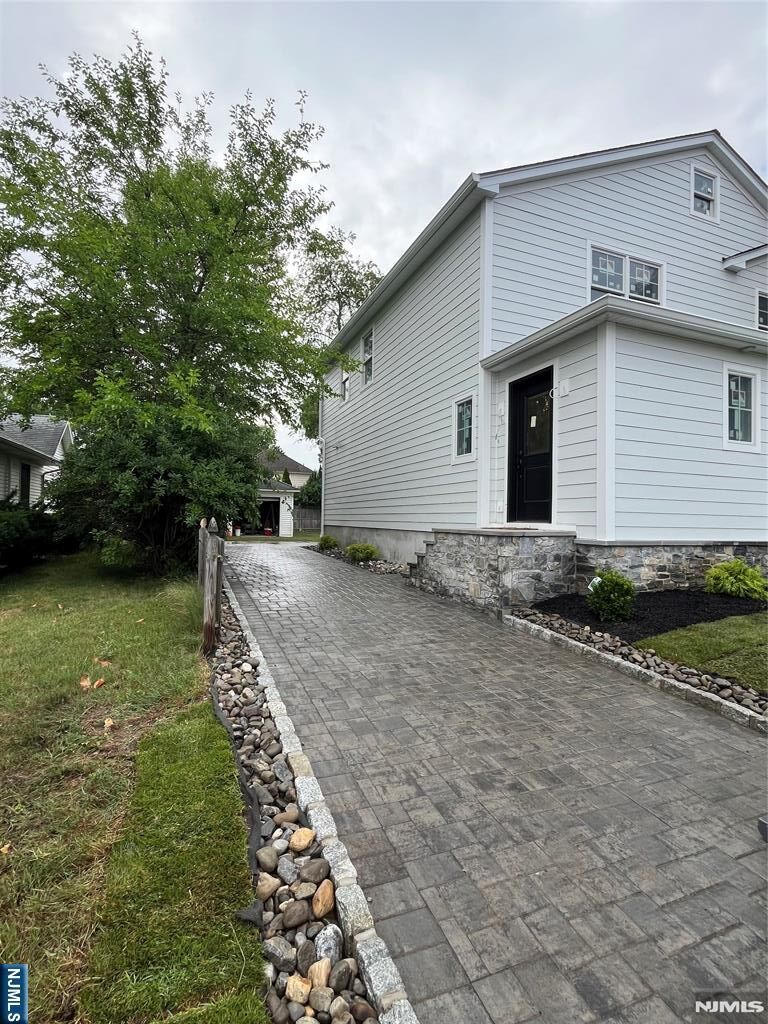 Property Photo:  36 Albert Avenue  NJ 07410 