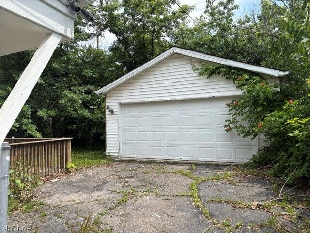 Property Photo:  3061 Albion Road  OH 44120 