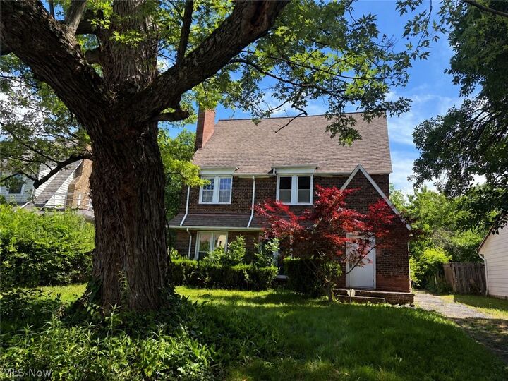 Property Photo: 3061 Albion Road OH 44120