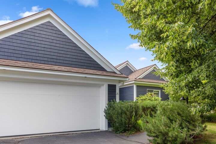 Property Photo:  26 Fountain Way  NH 03784 