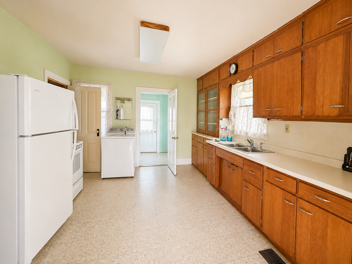 Property Photo:  240 Line Street S  MN 55990 