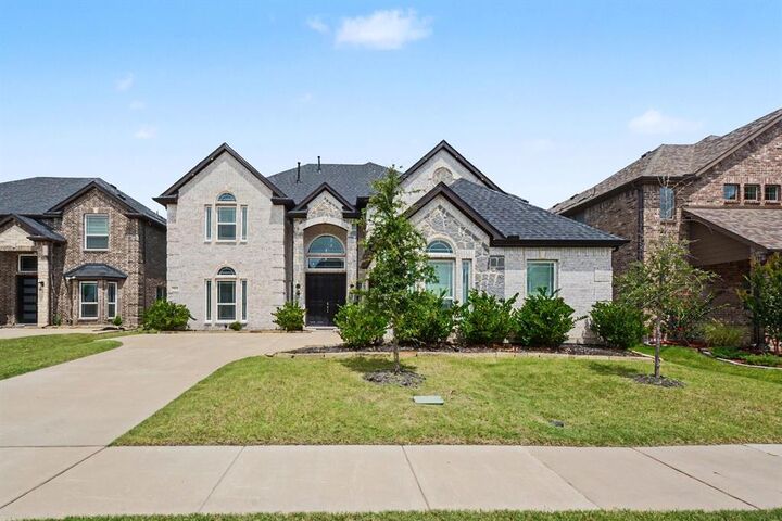 Property Photo: 3814 Windmill Court TX 75009