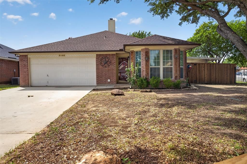 Property Photo:  3103 Morning Meadow Lane  TX 75052 