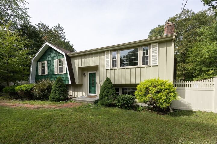 Property Photo:  23 Lexington Ln  MA 02054 