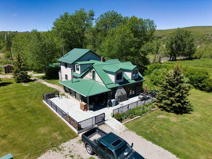 Property Photo: 4221 6 Highway AB T0K 1W0