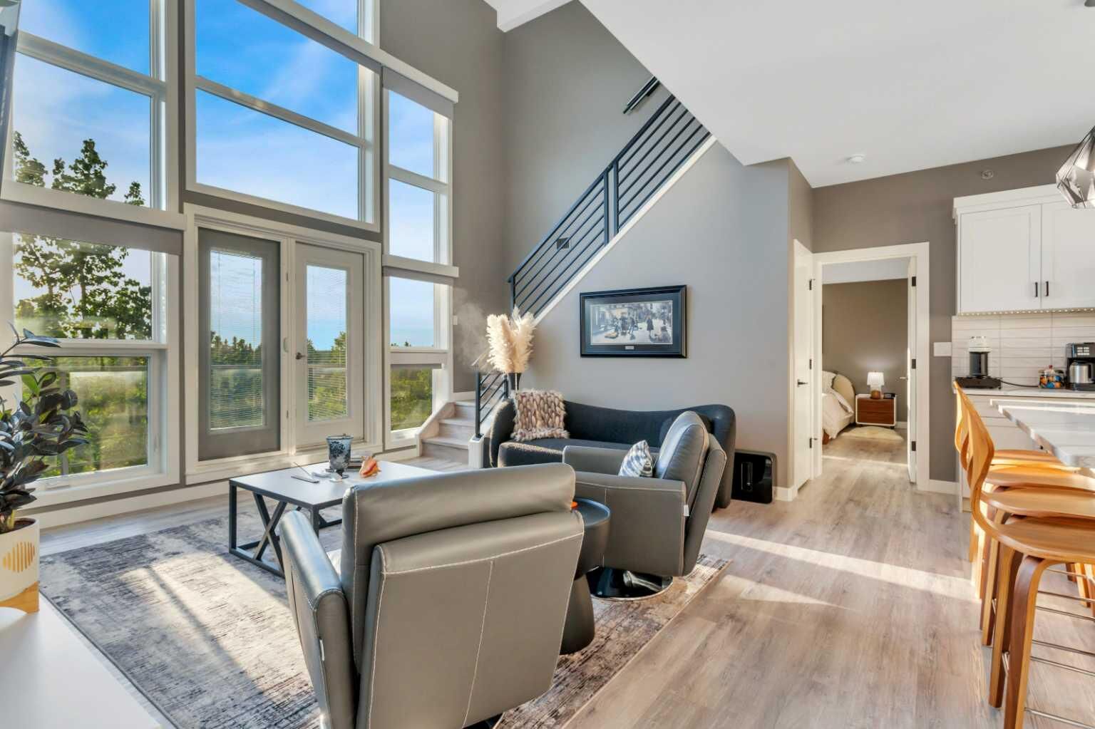 Property Photo:  5040 53 Street 410  AB T4S 1A0 