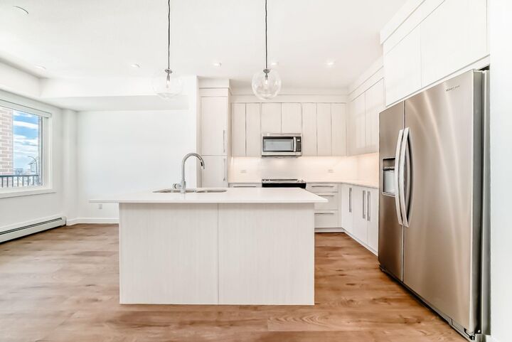 Property Photo: 44 Skyview Parkway NE 2301 AB T3N 2R8