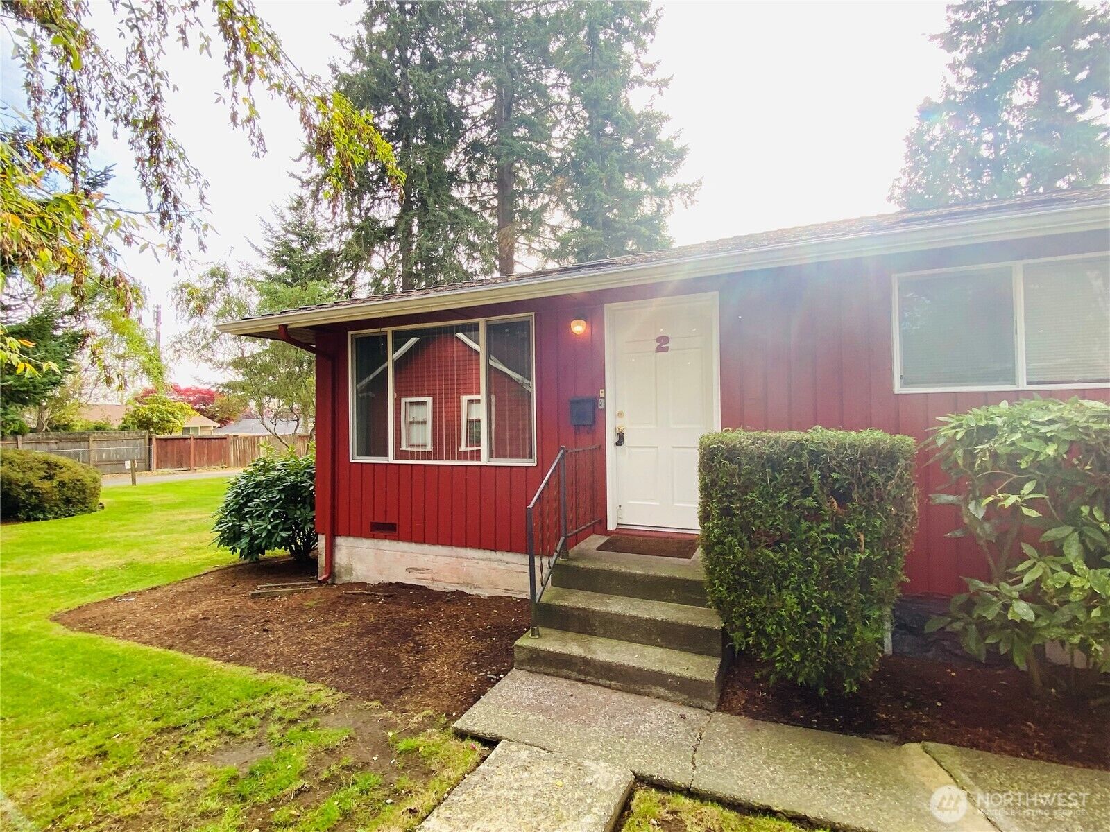 Property Photo:  4619  Fowler Avenue 2  WA 98203 