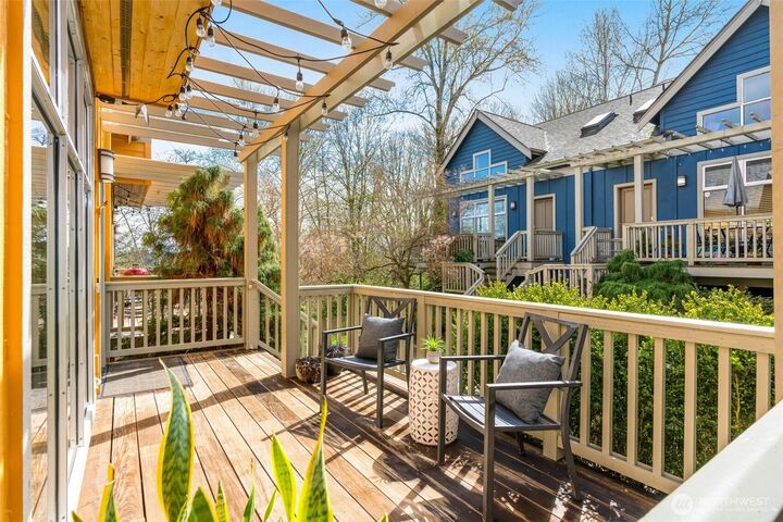 Property Photo:  2815  24th Avenue S  WA 98144 