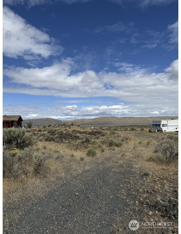 Property Photo:  245  Arroyo Place  WA 98823 