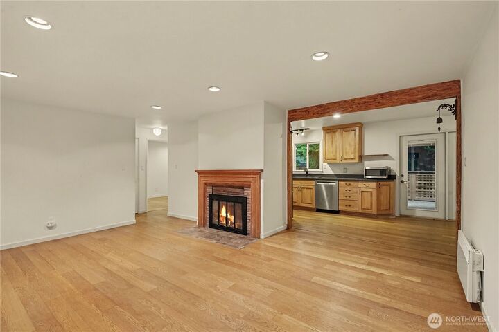 Property Photo:  14026  Meridian Avenue N  WA 98133 
