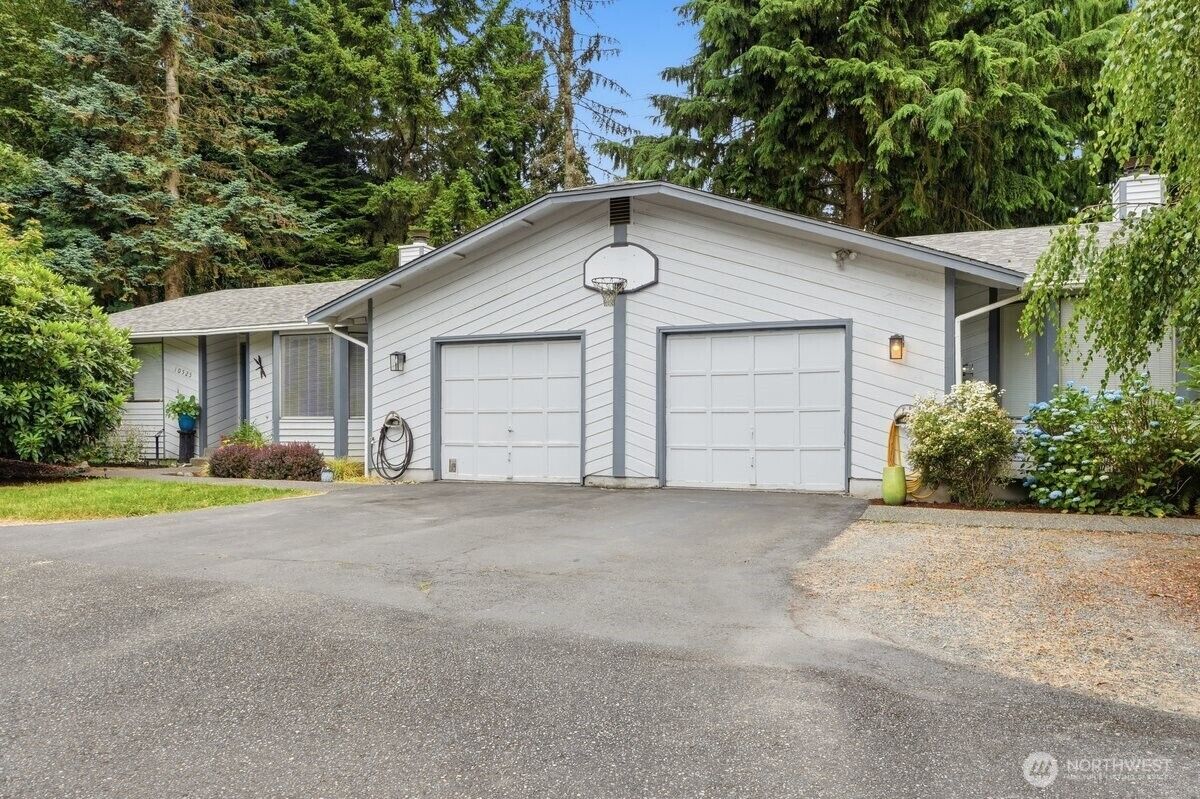 Property Photo:  10525 10527  24th Street Ct E  WA 98372 