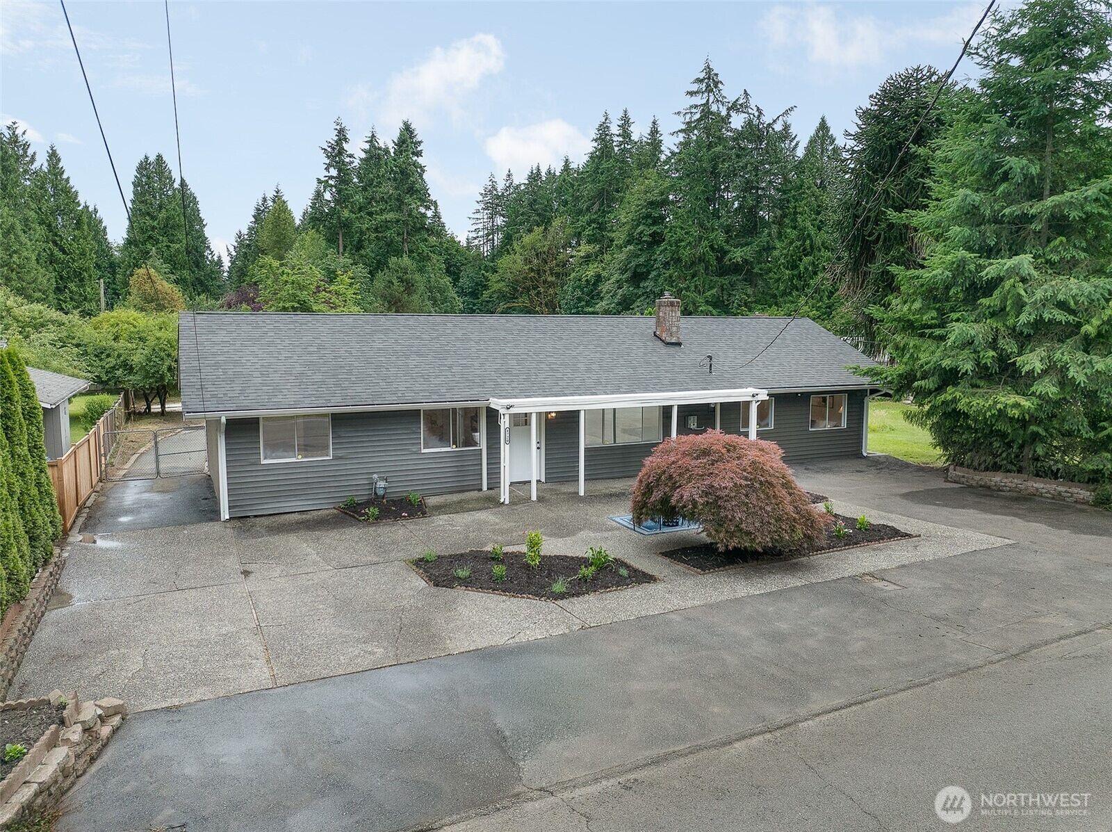 Property Photo:  4720  224th Street SE  WA 98021 
