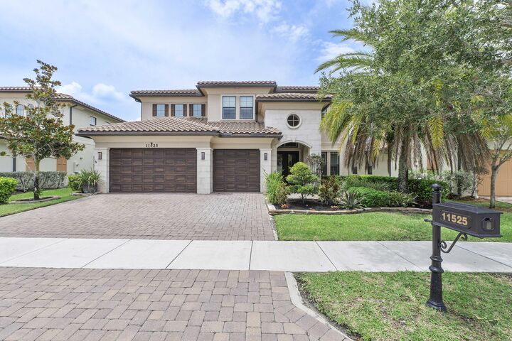 Property Photo:  11525 NW 81st Place  FL 33076 