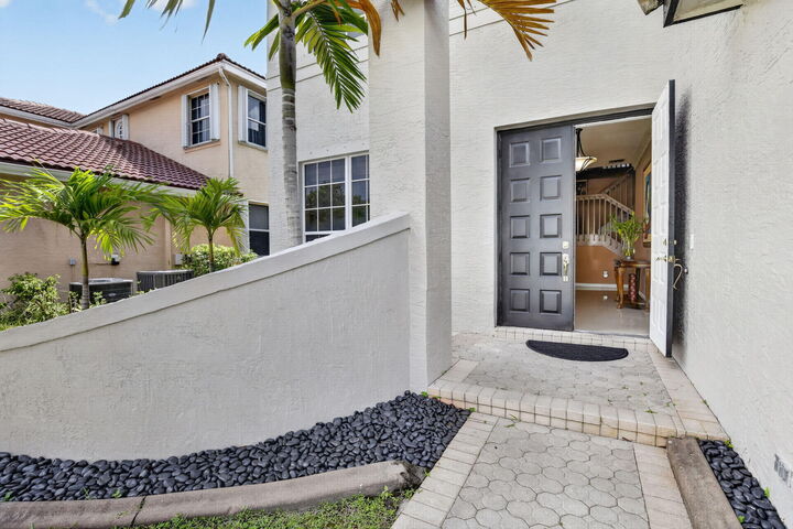 Property Photo: 3535 SW 177th Avenue FL 33029